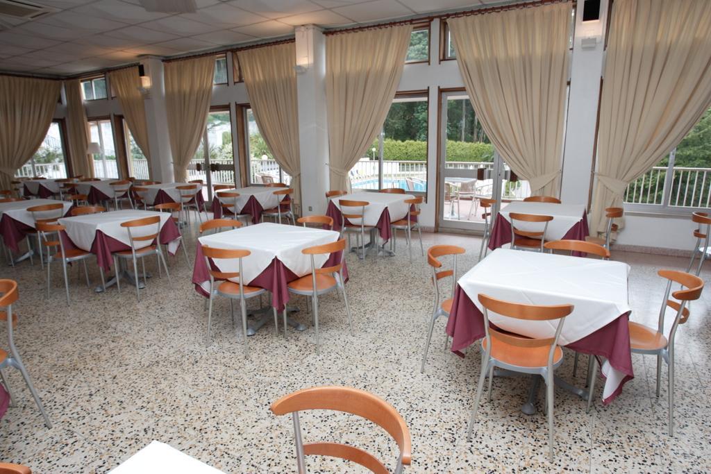 Inatel Santa Maria Da Feira Hotel Exterior photo